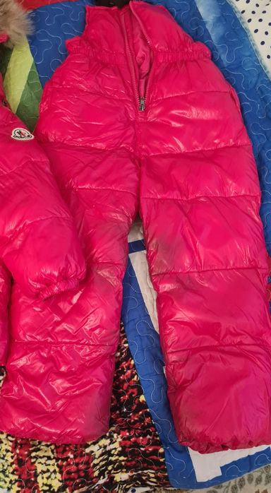 Комбинезон 110см + шапке + перчатки отдам даром