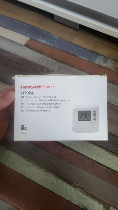 Termostat Honeywell nou