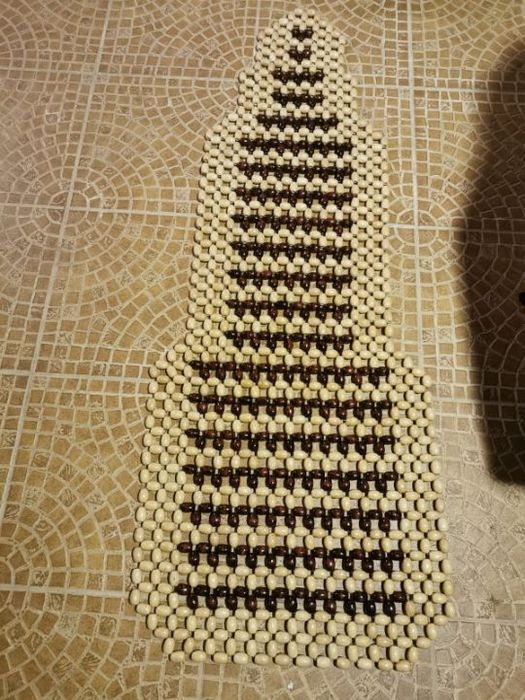 husa scaun cu bile de lemn ovala sah