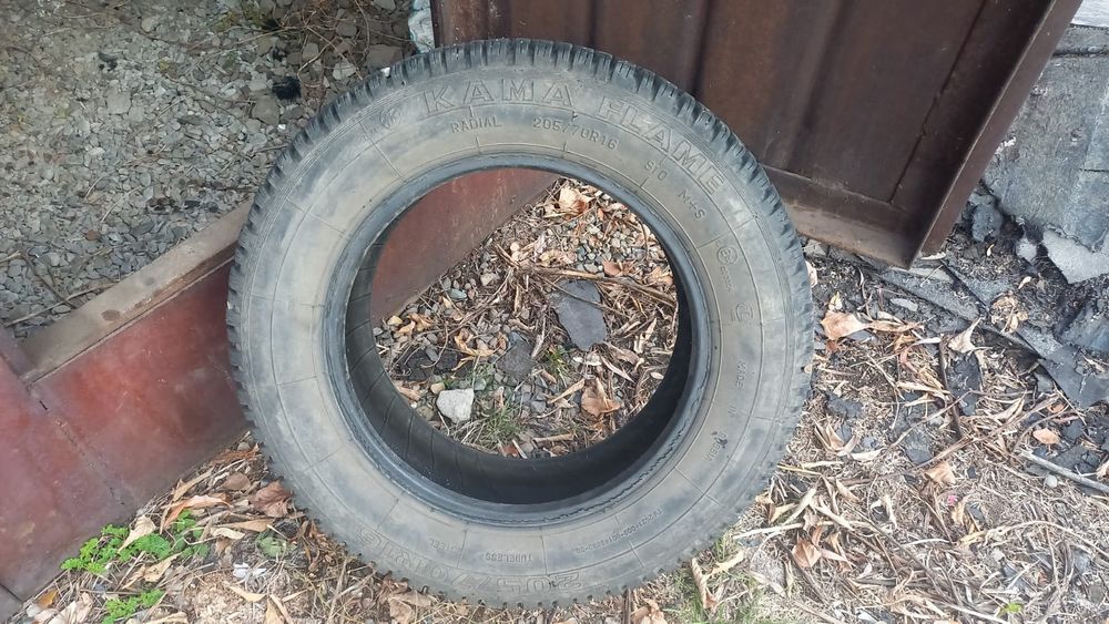 Продам шишы зимние на рав 4