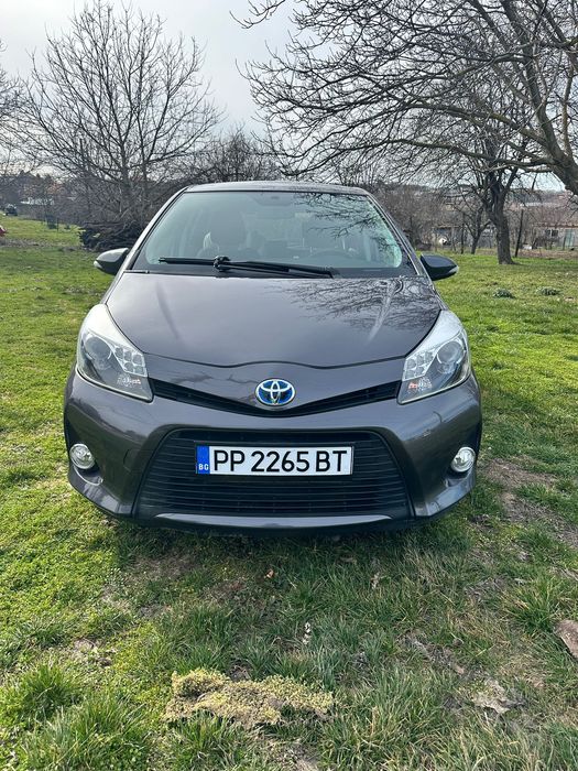 Toyota yarın hybrid