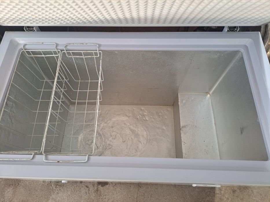 Морозильник торговый