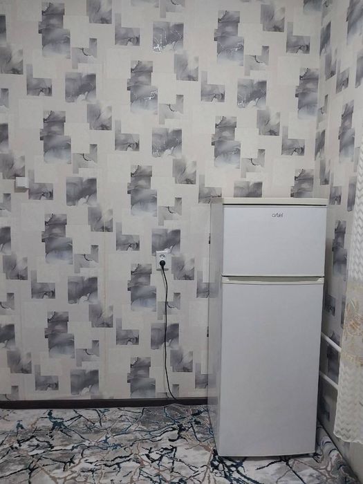 Сдается 1 комнатная квартира 
С обстановкой в горде Алмалыке