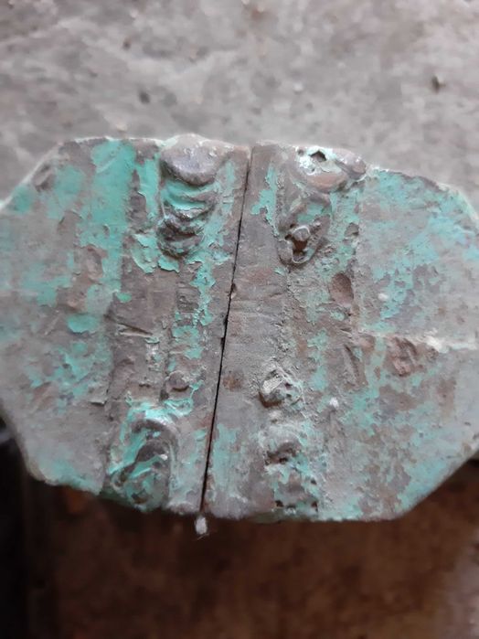 Тиски слесарные советские