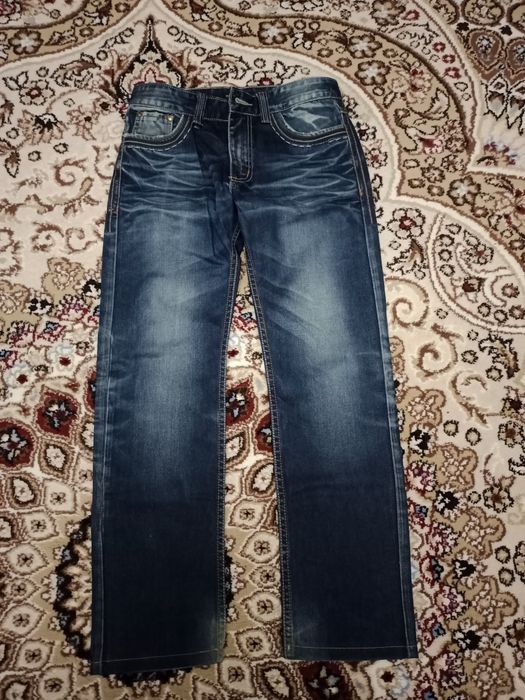 Продам мужские джинсы