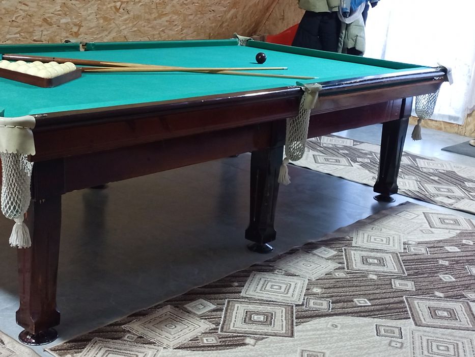 Продам бильярдный стол