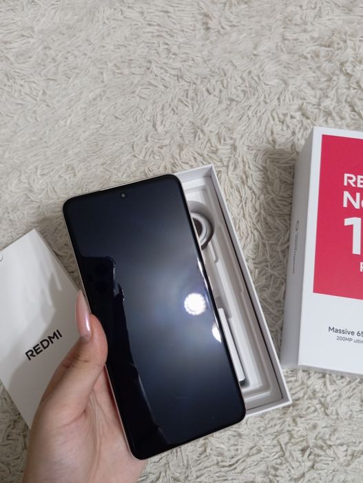 Новый Redmi Note 15 pro 5g.