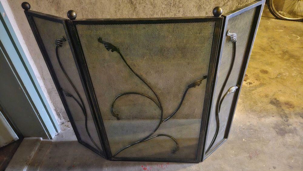 Решетка за камина