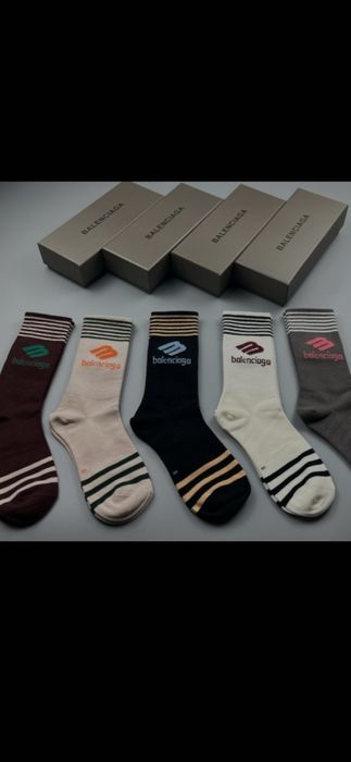 Șosete Balenciaga, Nike, Off White, model 2026(prețul este ptr o perec