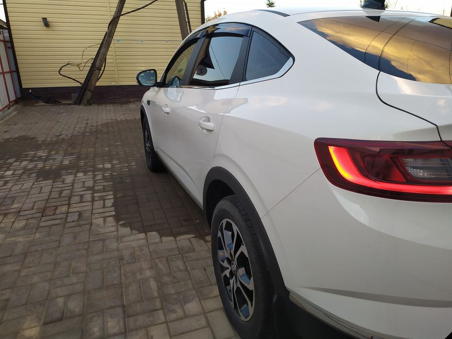 Машина Renault Arkana 1.3 2021