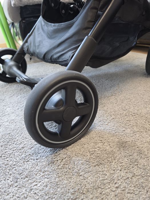 Детска количка Maxi-Cosi Lara2 Essential Graphite