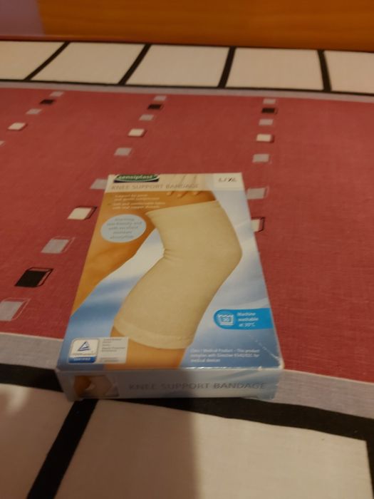 Vând Genunchiera  Mărimea-L -XL Nouă