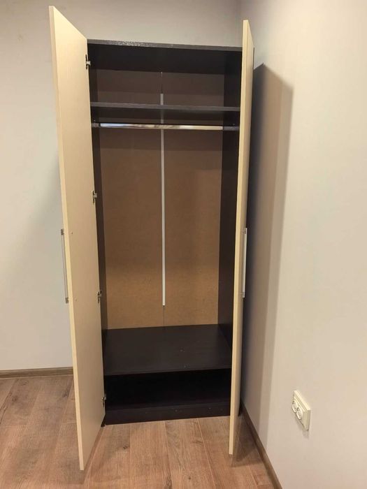 Четирикрилен гардероб