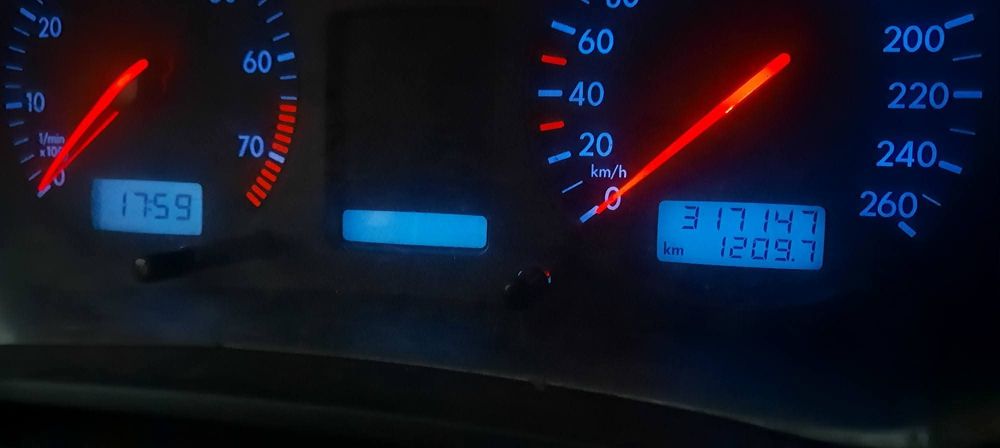 Volkswagen GOLF 4 cutie automată