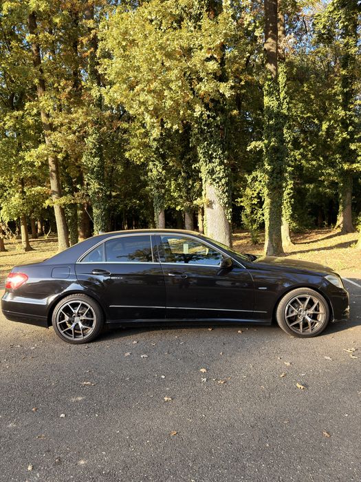 MERCEDES-BENZ E-Class 2011 — imagine 2