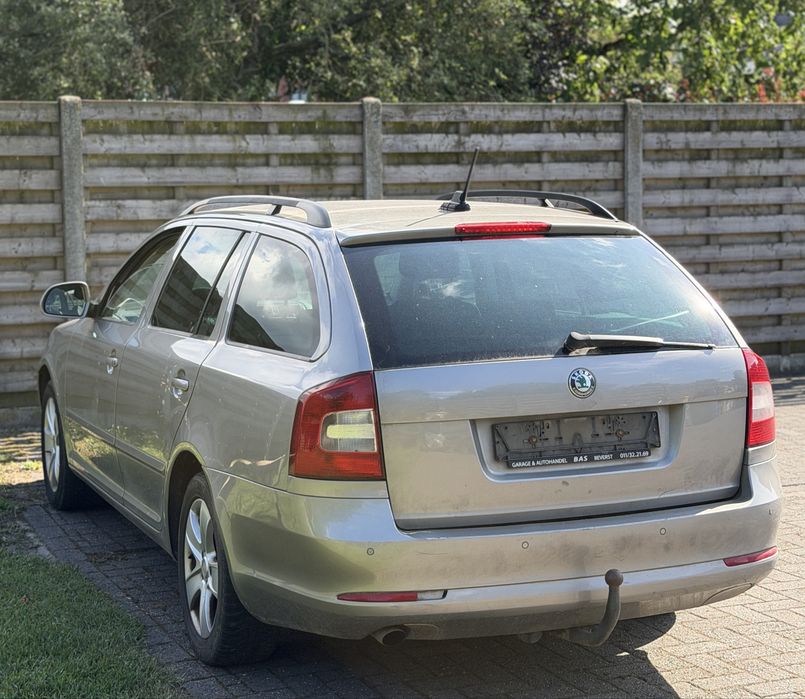SKODA Octavia 2013 — imagine 3