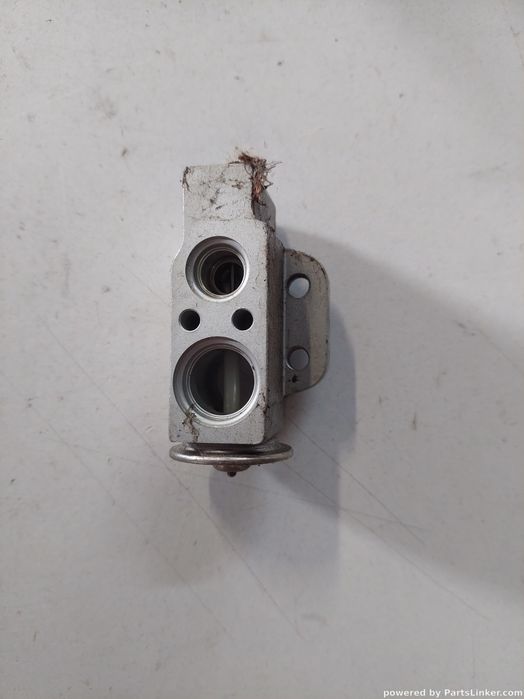 Supapa Conducta Clima Audi A4 Iv (8K2, B8) [ 2007 - 2015 ] Oem 7995002