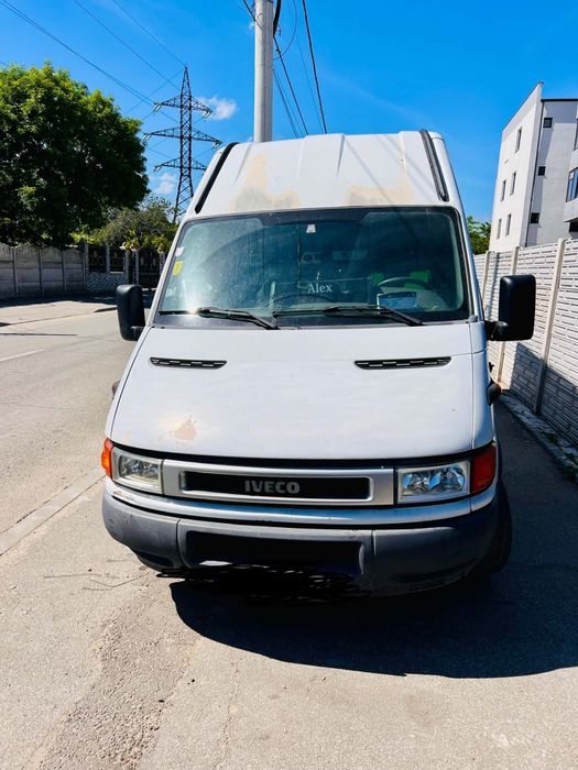 Vând iveco dayli an 2002