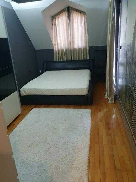 Дава се под наем Тристаен апартамент в Бургас, Възраждане - 95 кв.м за 612 € - Снимка #4