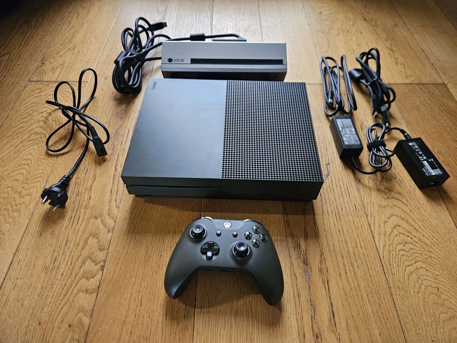 Xbox One S 1Tb pachet complet Kinect cinect