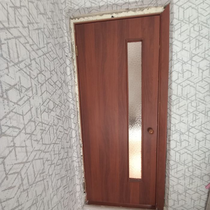 Срочно продам двери