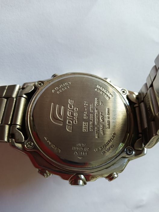 Vând ceas de mână Casio Edifice