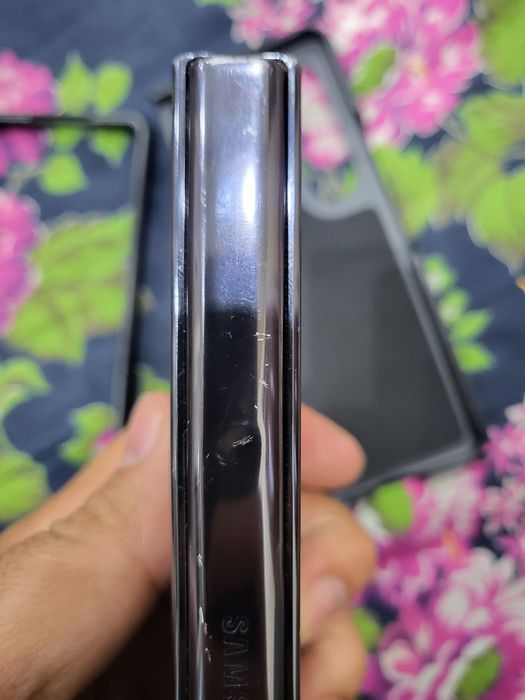 Samsung Galaxy Z Flod4