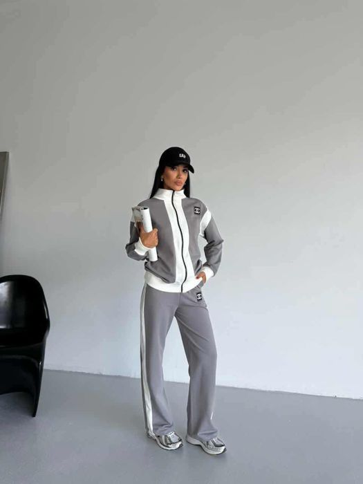 Дамски спортни екипи