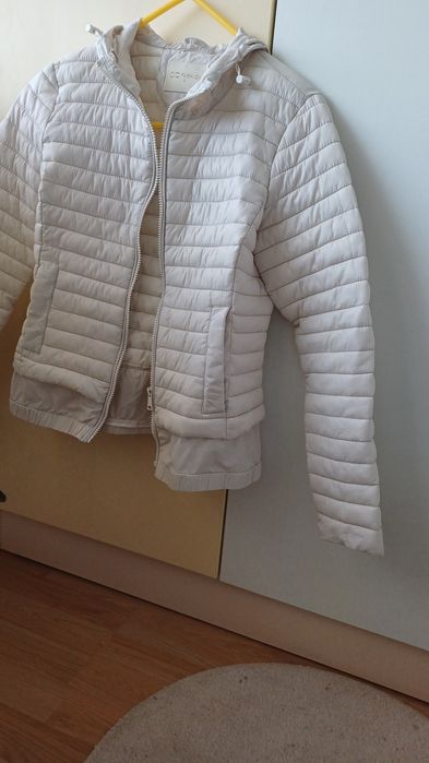 Бяло ( крем ) яке