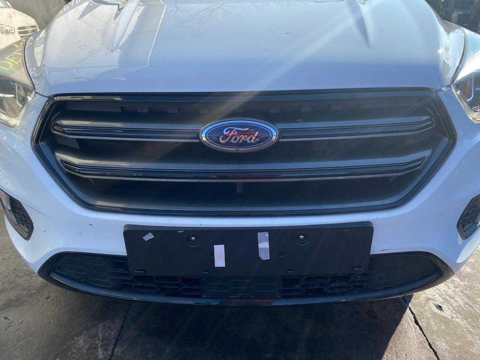 Dezmebrez Ford Kuga 1.5 i /capota/bara/aripa/usa/aripa/stop/hayion
