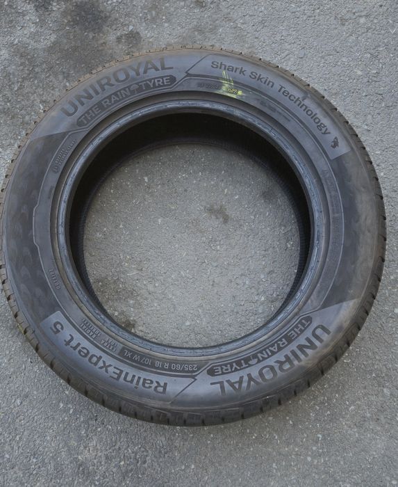 SET Anvelope 235/65/18 vara Uniroyal DOT 2022