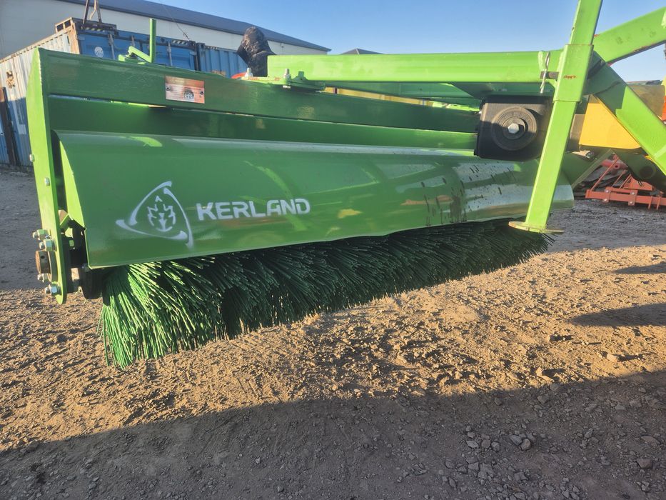 Щётка коммунальная KERLAND