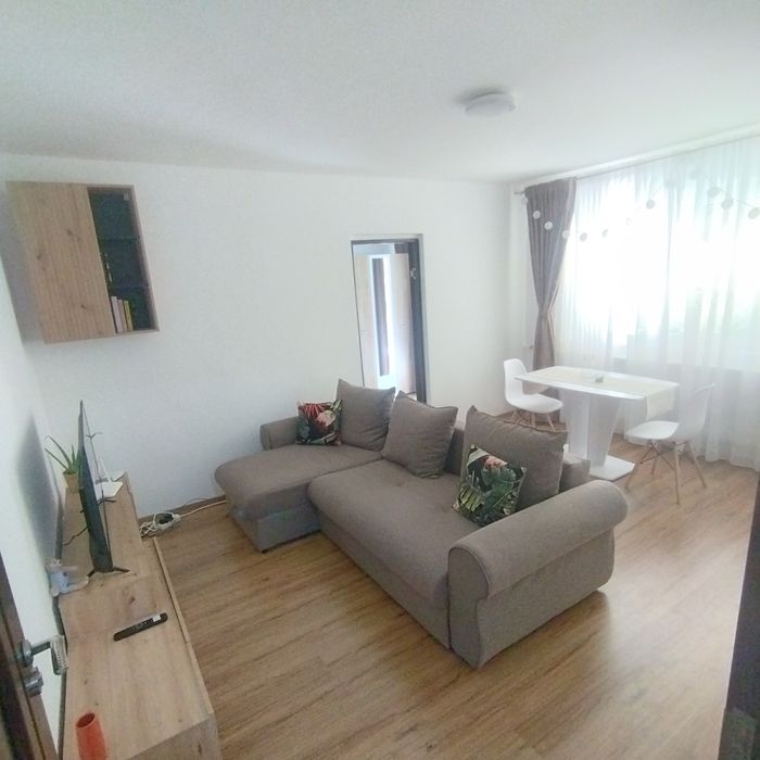 Închiriez apartament 2 camere