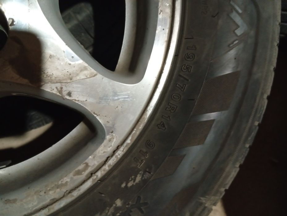 195/70/14  с диками