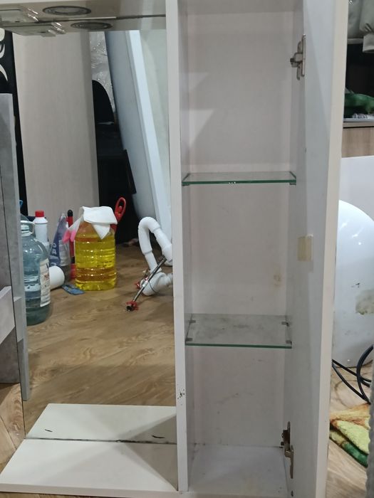 Продам тумбочку в ванную