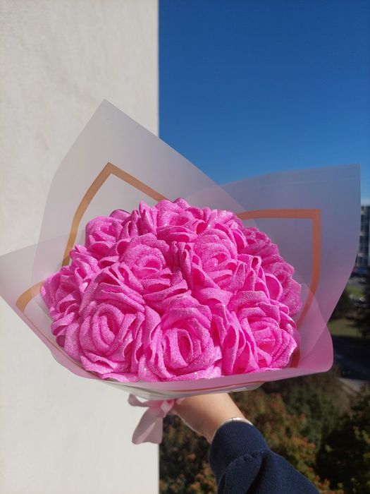 Вечни рози (сатенени рози)