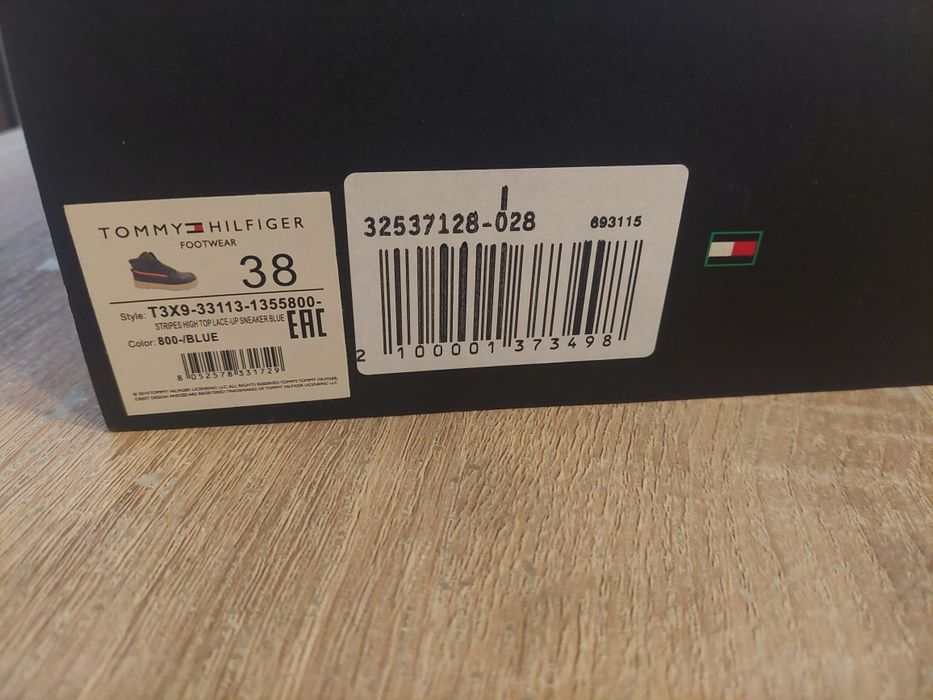 Кецове Tommy Hilfiger като нови 38 номер