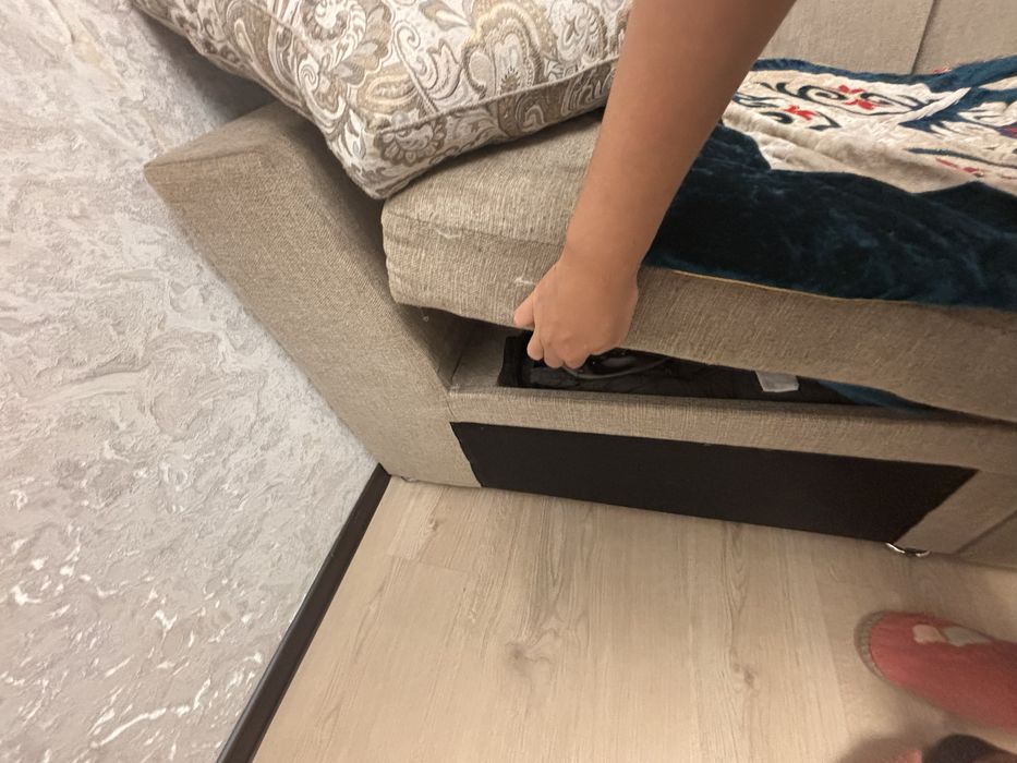 Раскладной диван в хорошем качестве