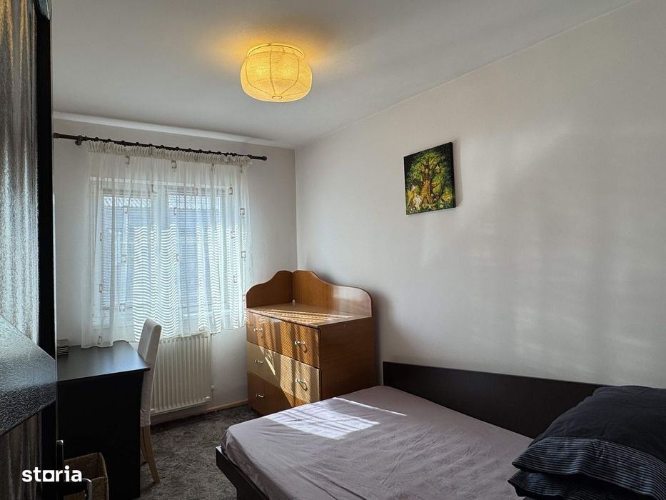 3 cam, decomandat, 60mp, et.4 cu acoperis,  mobilat+utilat, zona D-uri