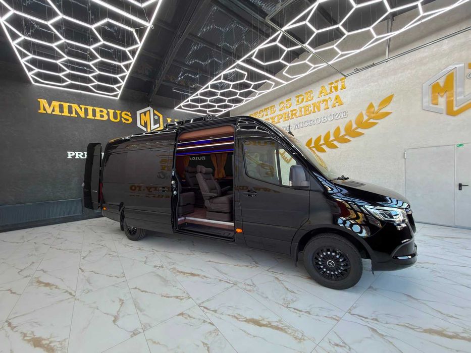 Inchiriez microbuz 8+1 locuri