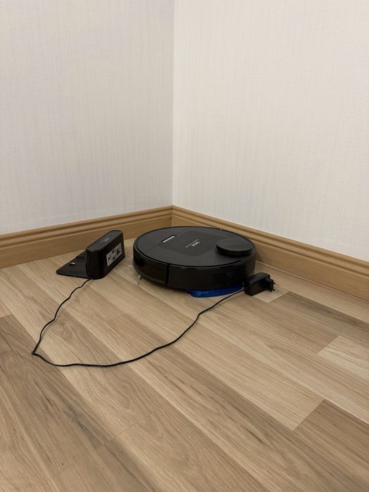 Продам робот пылесос