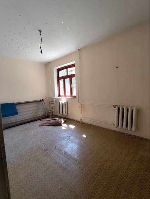 Продаётся 2 х комнатная квартира, Радуга