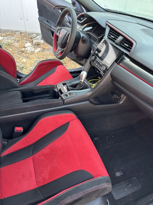 Detailing  auto la domiciliu casa/apartament