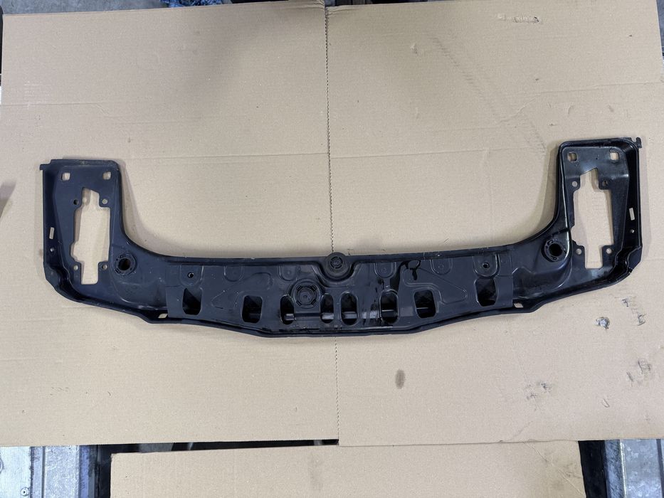 Trager Bmw f80 f82 f83 M3 M4 difuzor intaritura