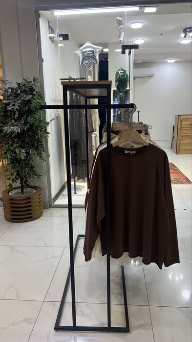 Стойка для одежды,рейл