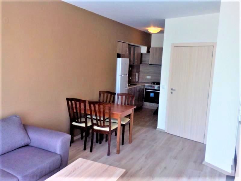 Дава се под наем Двустаен апартамент в София, Зона Б-18 - 58 кв.м за 453.9 € - Снимка #2