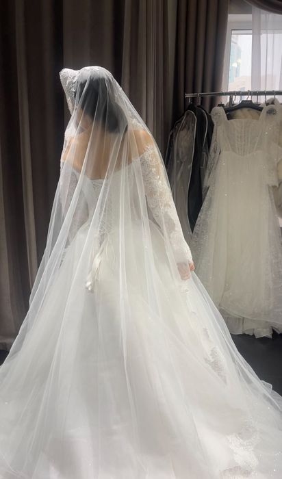 Свадебное платье