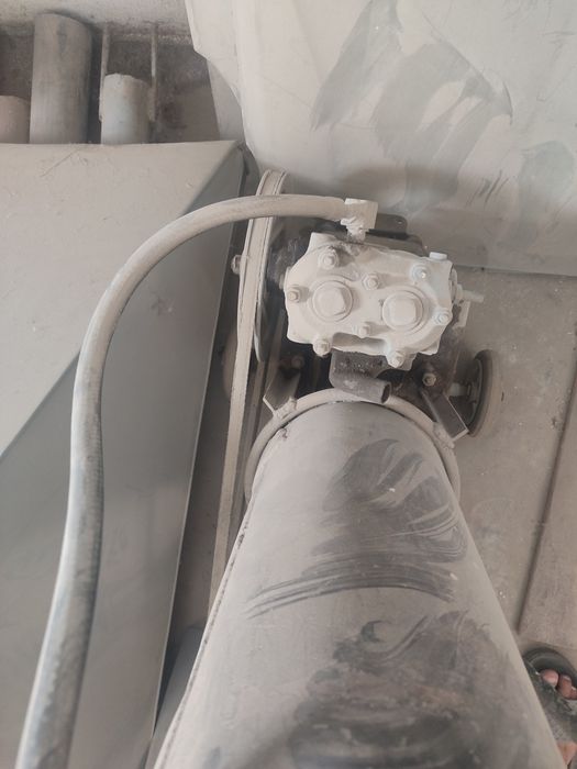 Продается компрессор воздушный