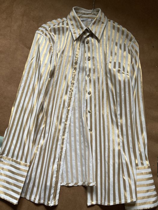 Camasa alba cu dungi aurii
