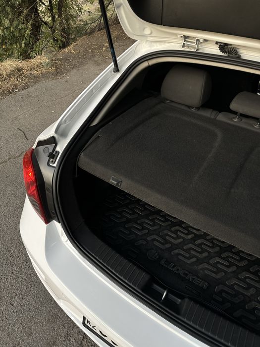 Продам Машину Chevrolet Cruze